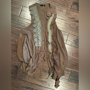 Ryu Anthropologie shabby chic slouchy vest